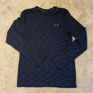 Under Armour lightweight shirt size S